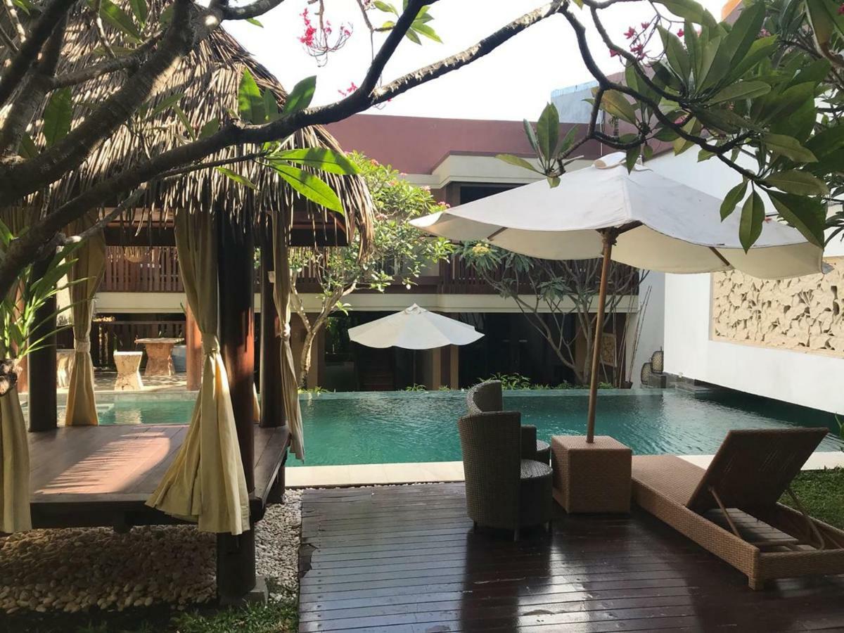 Narisha Guesthouse Kupang  Exterior foto
