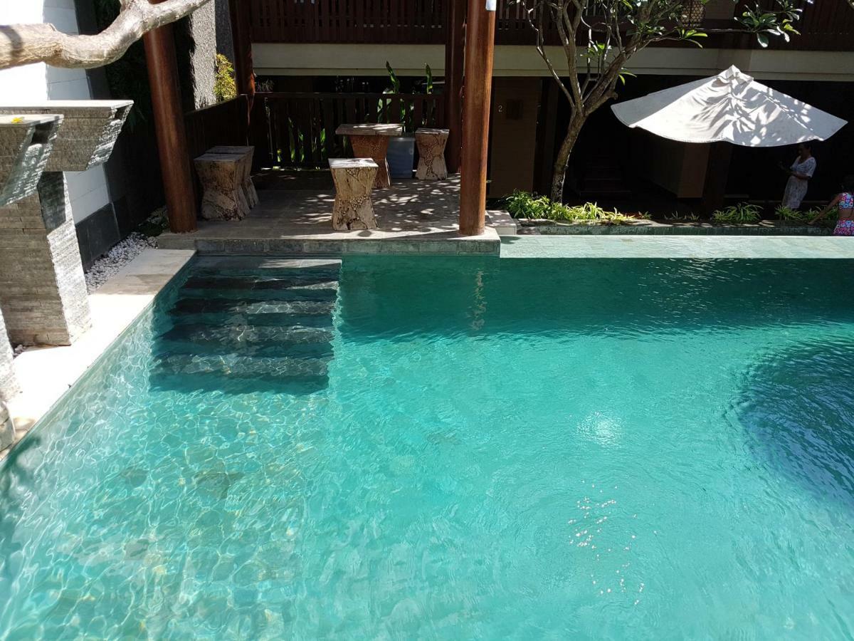 Narisha Guesthouse Kupang  Exterior foto
